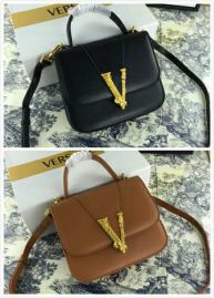 Picture of Versace Lady Handbags _SKUfw82753993fw